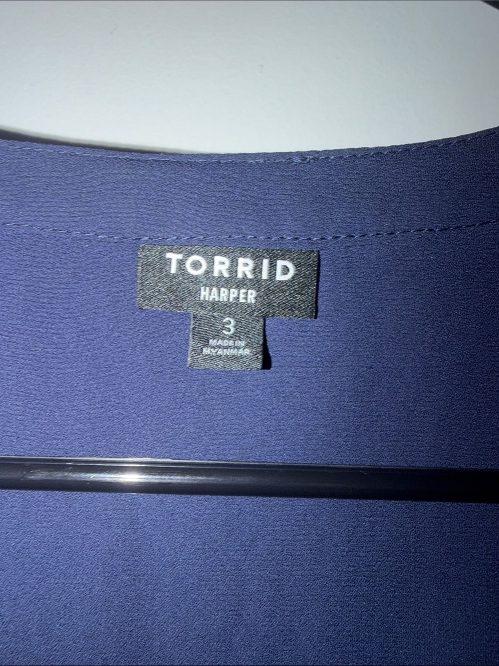 torrid Navy Split-Neck Tunic Blouse - Picture 2 of 4